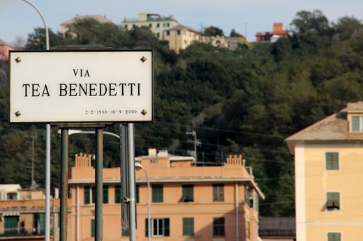 L’altra metà del cielo per le vie di Genova